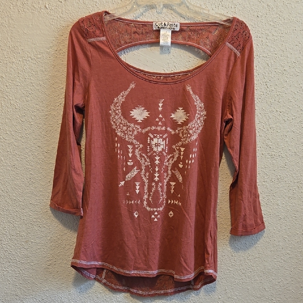 B8 Dark Pink Graphic Women's Top Cut & Paste Sz Med